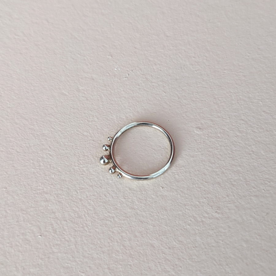 Bague perles Agnès de Verneuil - sélectionnée pour vous par Aymée